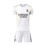طقم ريال مدريد الأساسي لموسم 25/26